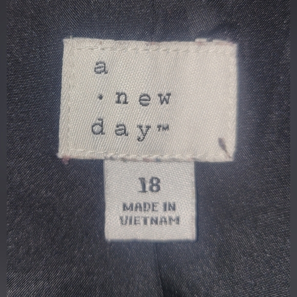 A NEW‎ DAY Black, White & Burgundy Houndstooth Blazer Jacket Sz 18 Career Office - Picture 5 of 8